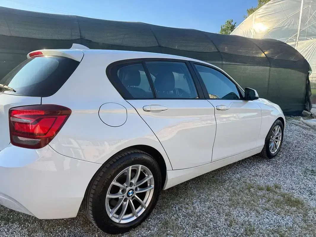 Usata BMW 118 Comfort Edition 143 CV (105 kW) 2013 Bianco Utilitaria