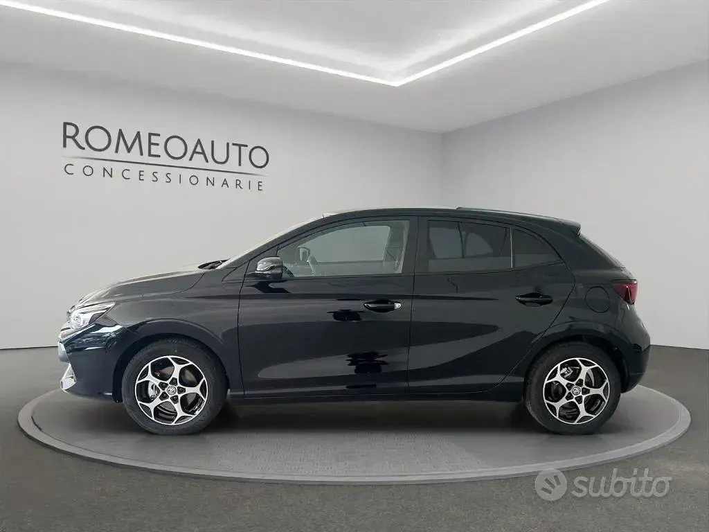 Nuova MG MG3 Luxury 102 CV (75 kW) 2026 Nero Utilitaria