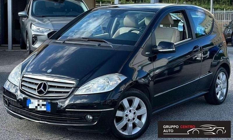 Nero Usata 2009 Mercedes A160 Avantgarde Coupé | 2900 € (Buon prezzo) - Immagine 1/1