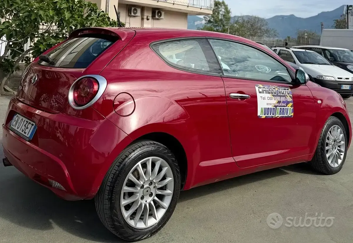 Second-hand Alfa Romeo MiTo 84 CP (61 kW) 2012 Roșu Hatchback