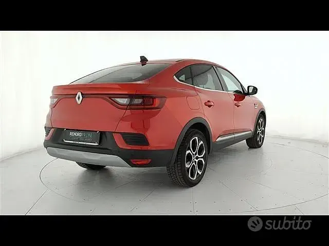 Usata Renault Arkana Intens 145 CV (106 kW) 2022 Rosso SUV