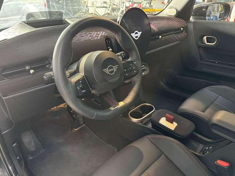 Usata Mini John Cooper Works 204 CV (150 kW) 2024 Nero Utilitaria