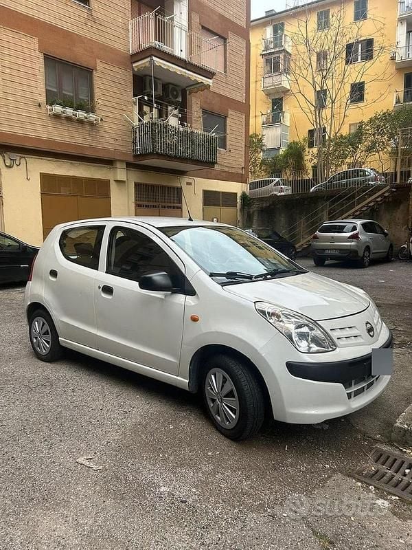 Usata Nissan Pixo 68 CV (50 kW) 2009 Bianco Utilitaria