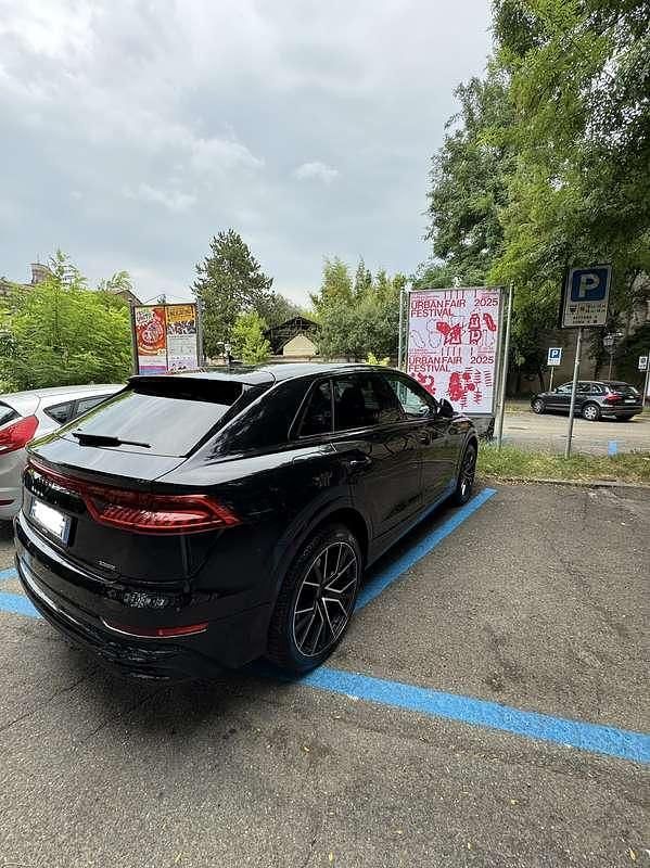 Usata Audi Q8 Sport 286 CV (210 kW) 2021 Nero SUV