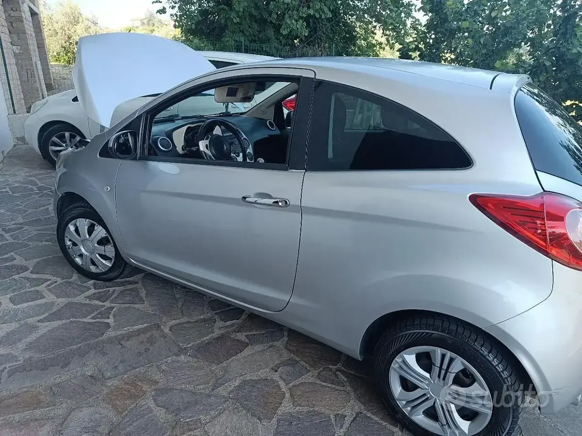 Usata Ford Ka 75 CV (55 kW) 2012 Utilitaria