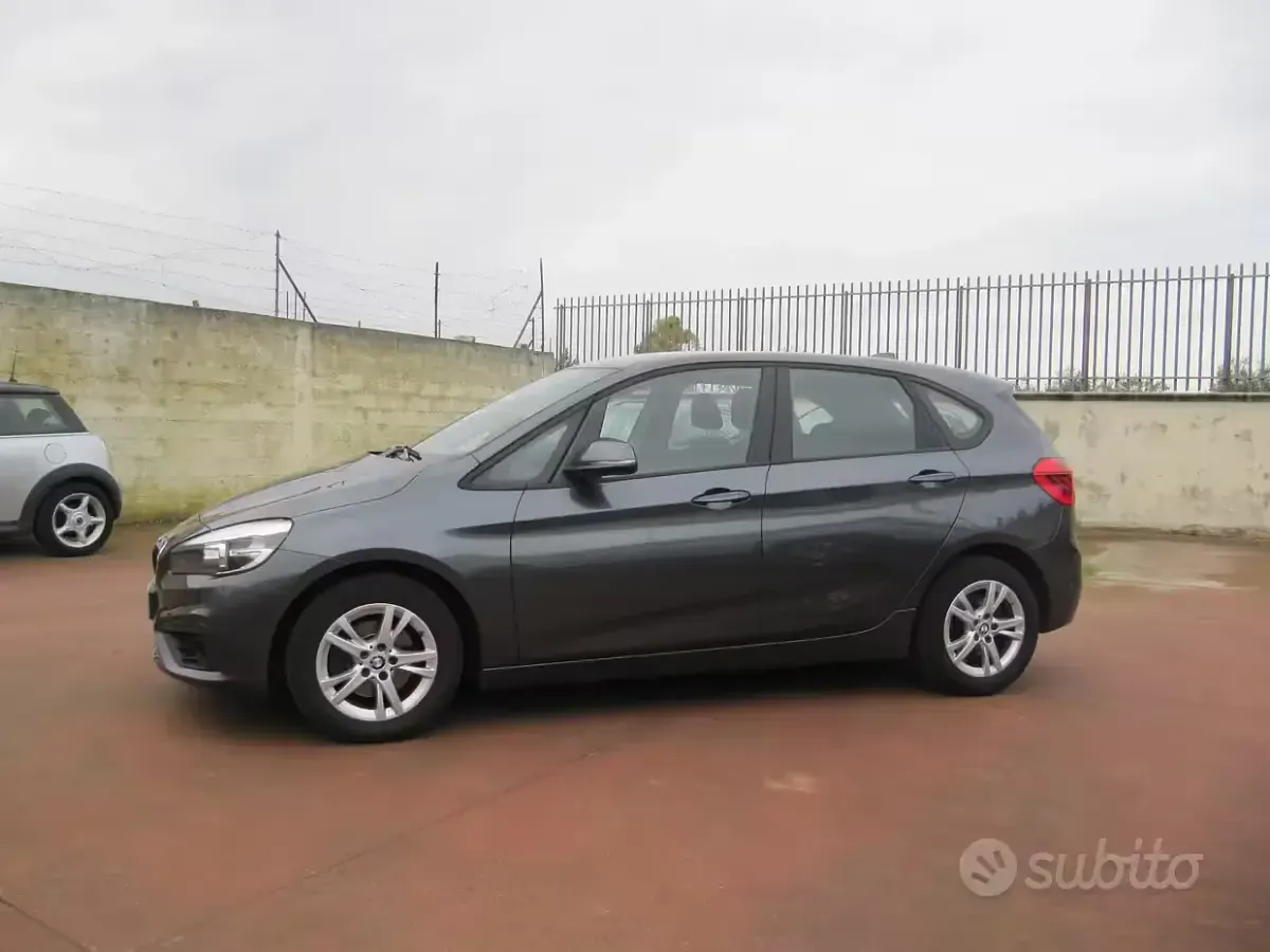 Usata BMW 216 Active Tourer 116 CV (85 kW) 2015 Grigio Monovolume