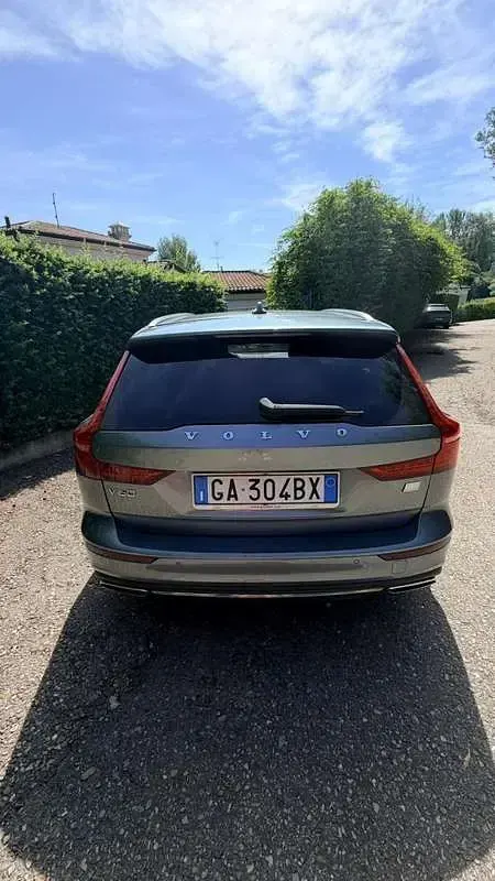 Usata Volvo V60 R-Design 253 CV (186 kW) 2020 Station wagon