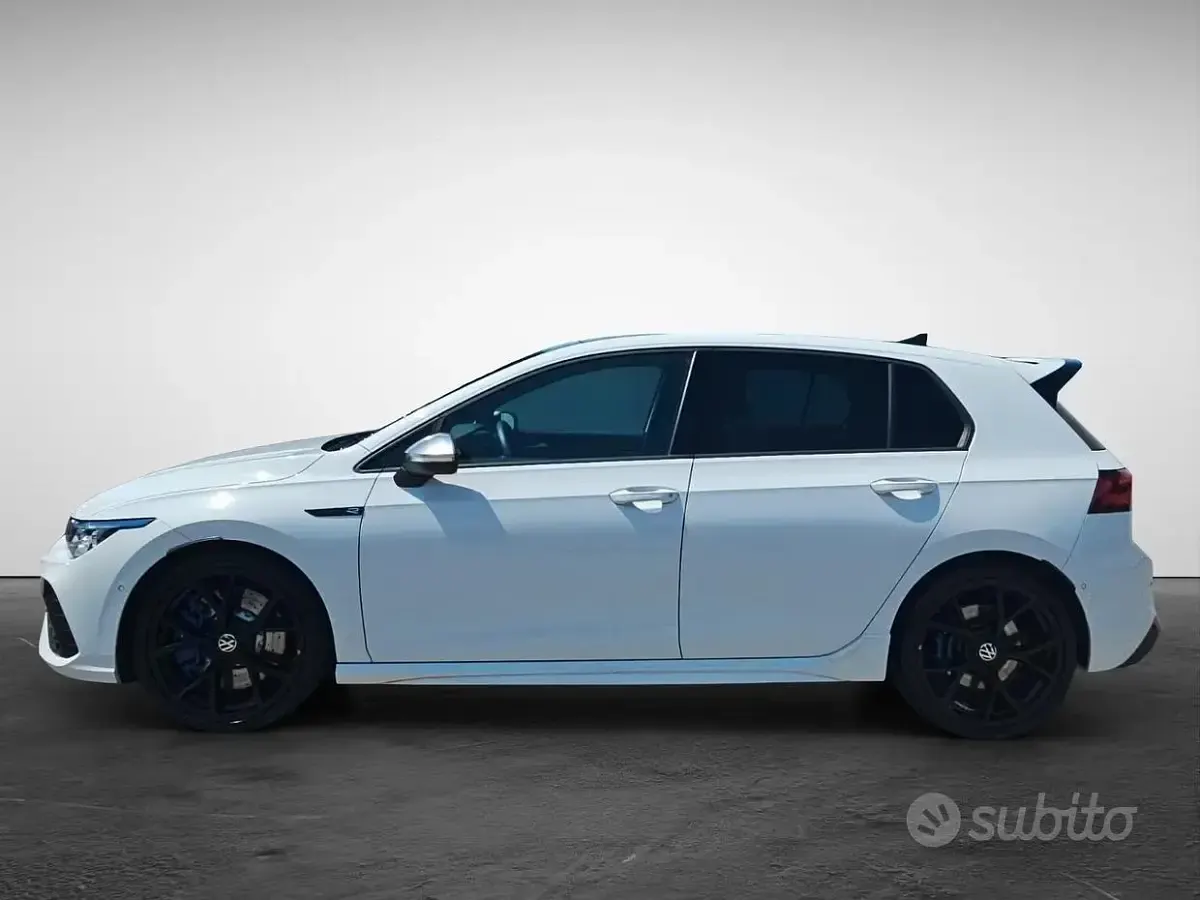 Usata VW Golf VIII R 320 CV (235 kW) 2022 Bianco Berlina