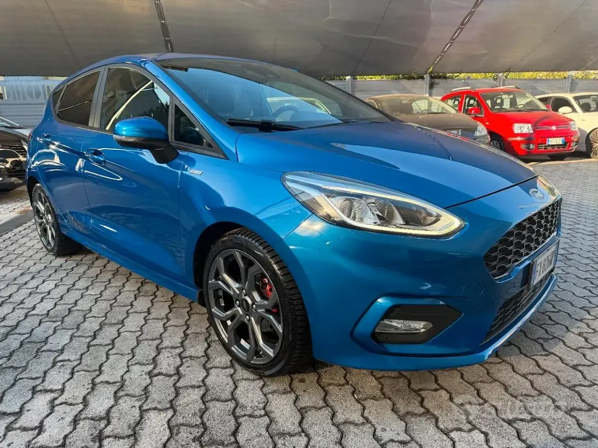Usata Ford Fiesta ST-Line 101 CV (74 kW) 2019 Blu/azzurro Utilitaria