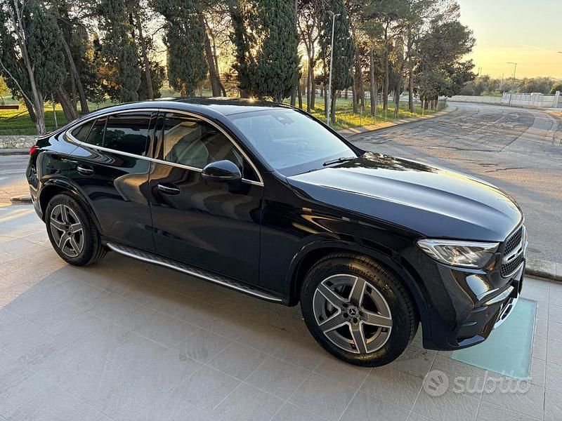 Gebraucht Mercedes GLC220 AMG Line Premium 197 PS (144 kW) 2024 Schwarz Coupé