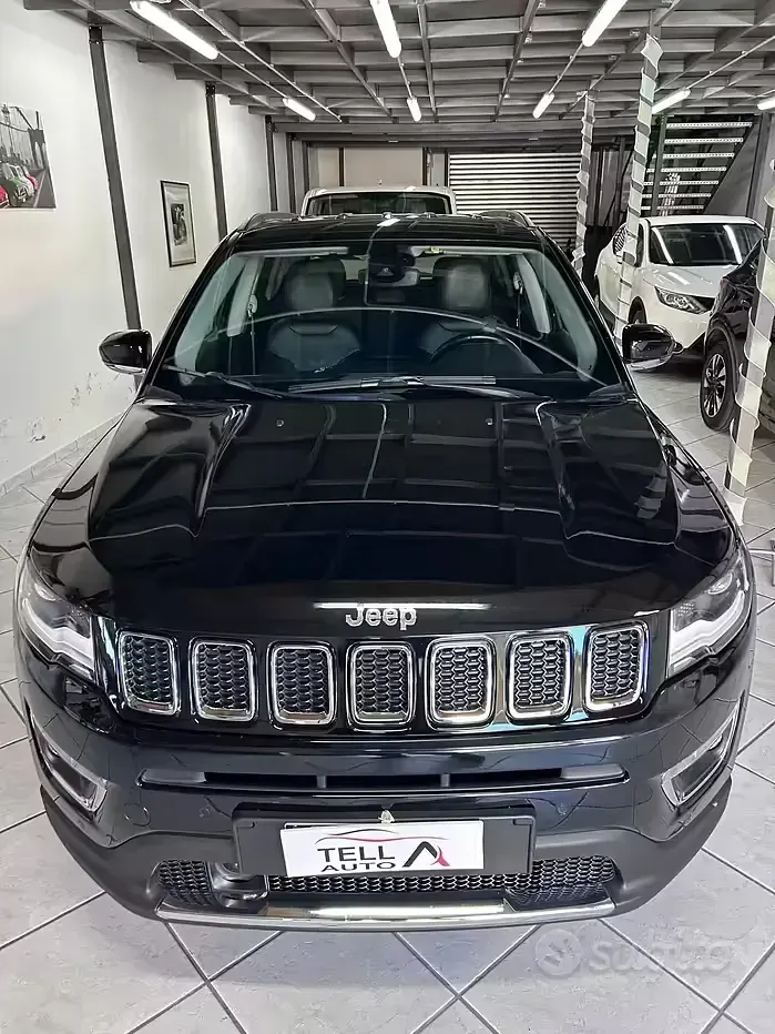 Usata Jeep Compass 140 CV (102 kW) 2019 Nero SUV