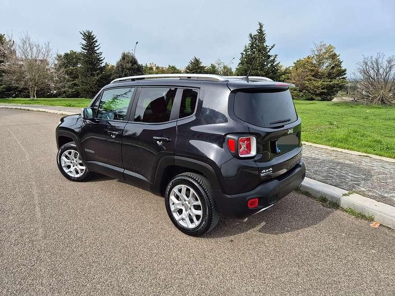 Używany Jeep Renegade Limited 140 KM (102 kW) 2015 Czarny SUV