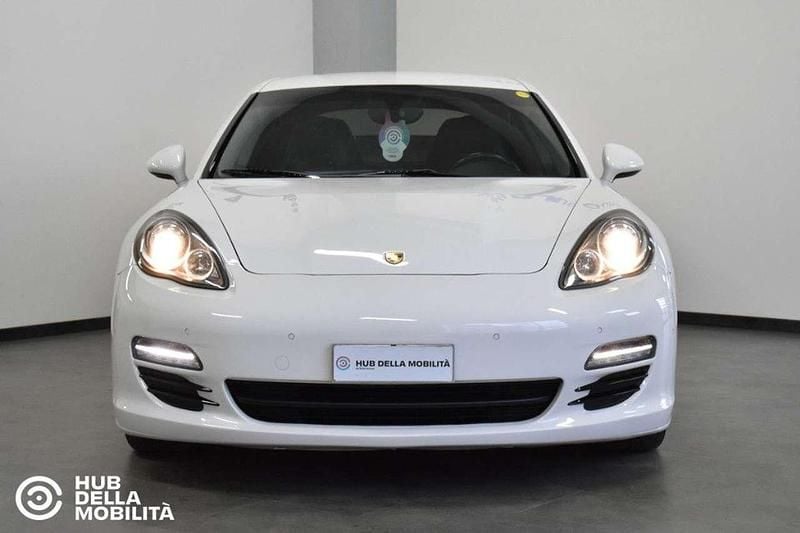 Bianco Usata 2010 Porsche Panamera Tre volumi | 29.900 € (Buon prezzo) - Immagine 1/4