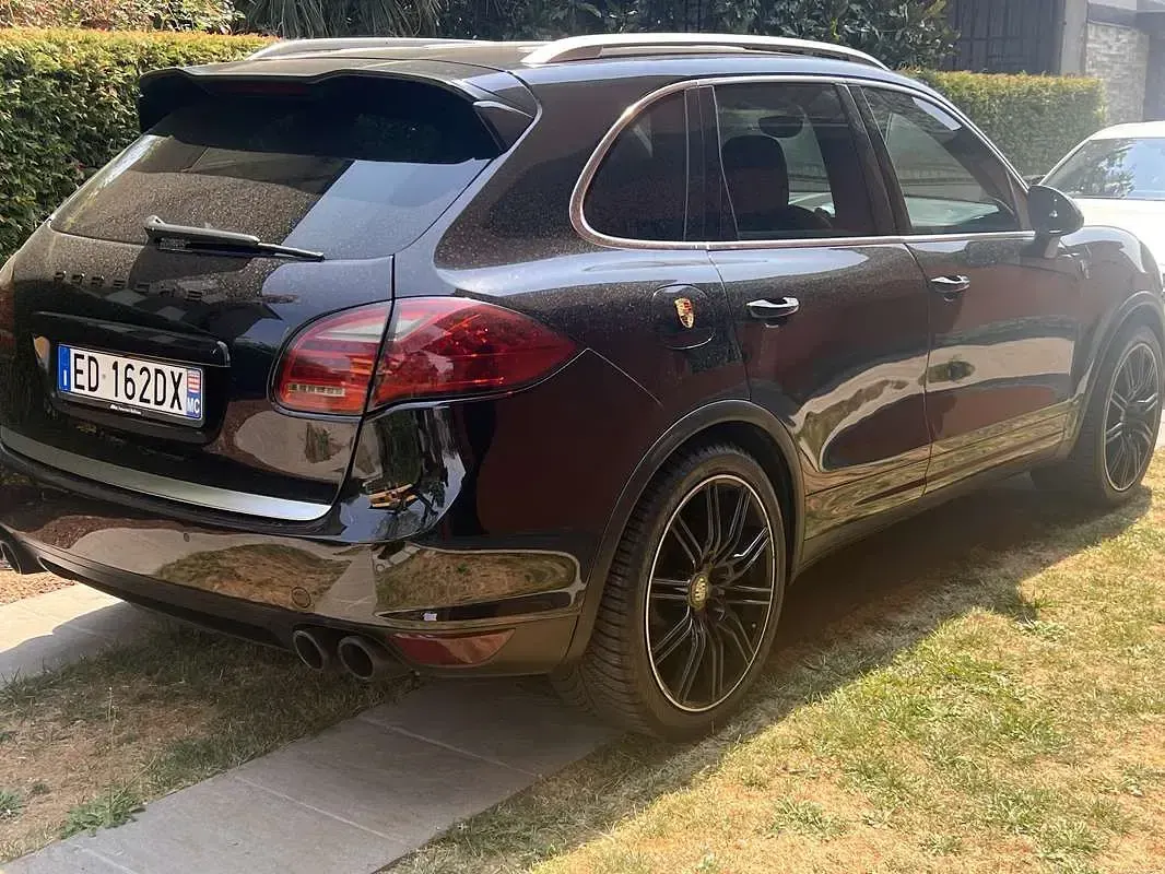 Usata Porsche Cayenne Turbo 500 CV (367 kW) 2011 SUV
