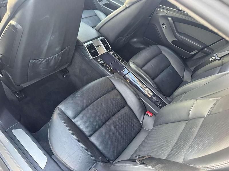 Usata Porsche Panamera 400 CV (294 kW) 2010 Antracite pastello Berlina