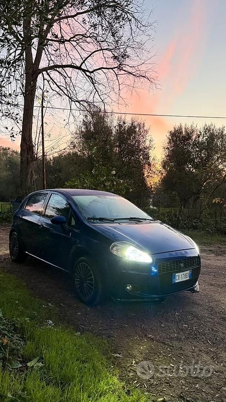 Usata Fiat Grande Punto 90 CV (66 kW) 2006 Blu Utilitaria