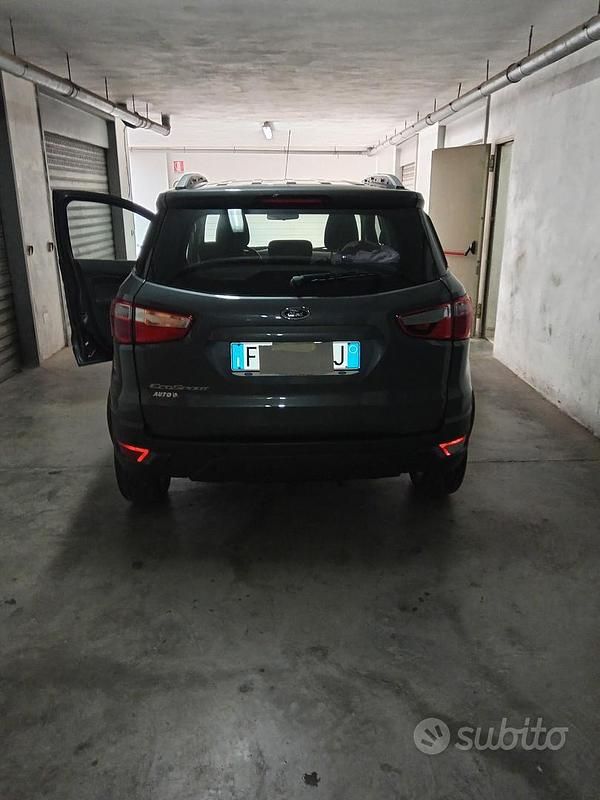 Usata Ford Ecosport Sport 95 CV (69 kW) 2017 Grigio SUV