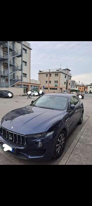 Usata 2017 Maserati Levante SUV | 24.000 € (Super prezzo) - Immagine 1/4