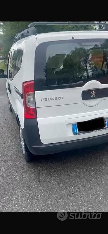 Usata Peugeot Bipper 75 CV (55 kW) 2015 Bianco Monovolume