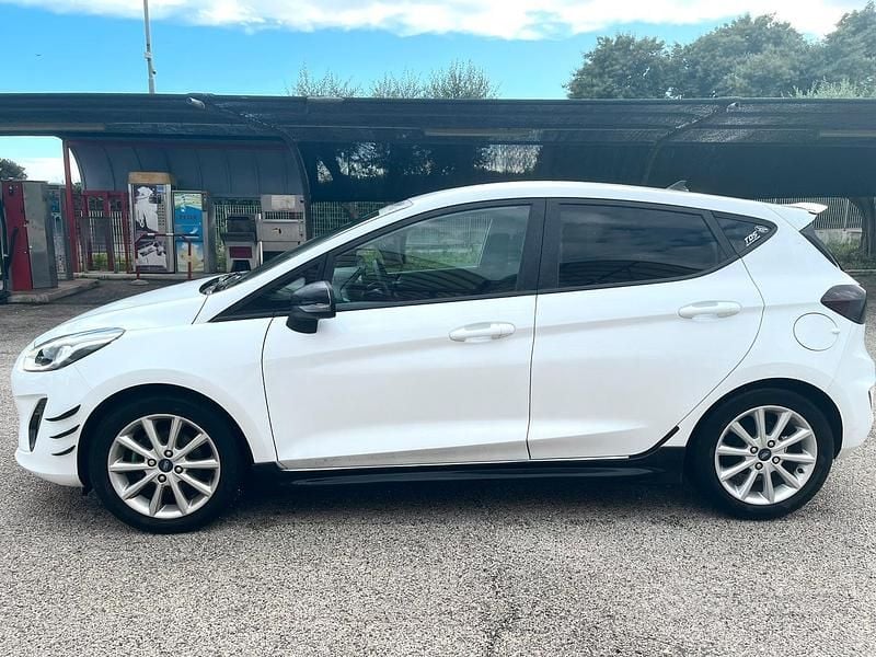 Usata Ford Fiesta Titanium 92 CV (67 kW) 2019 Bianco Utilitaria