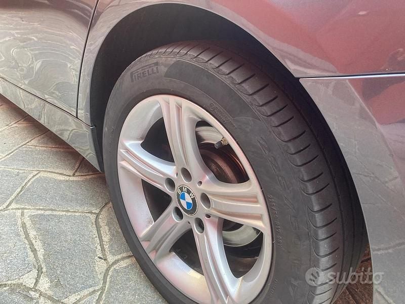 Usata BMW 320 2018 Grigio Station wagon