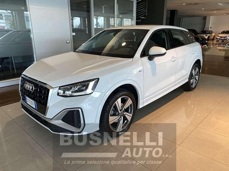 Bianco ghiaccio Usata 2022 Audi Q2 S-Line SUV | 24.900 € (Super prezzo) - Immagine 1/4