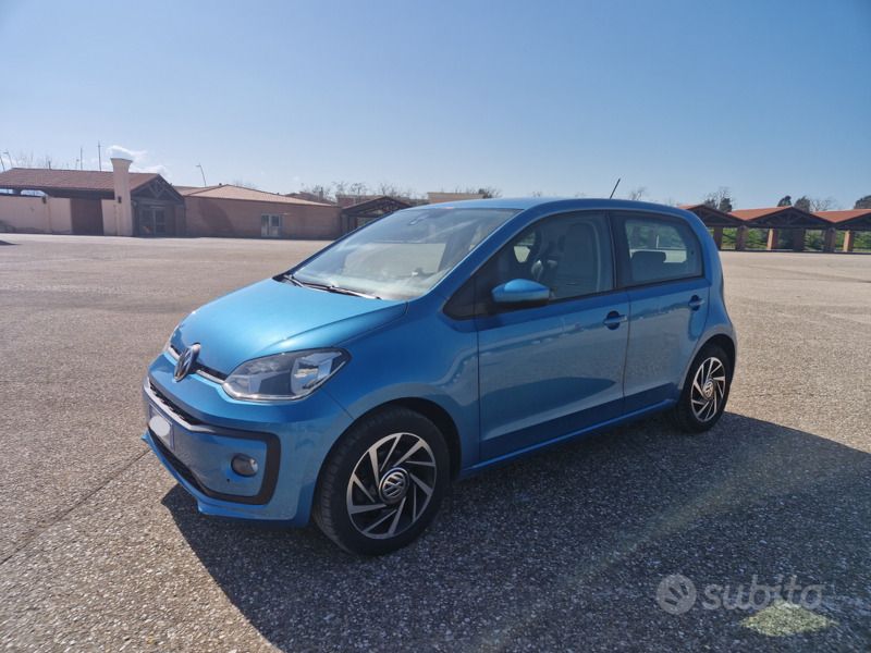 Usata 2020 VW up! Due volumi | 10.000 € (Ottimo prezzo) - Immagine 1/4