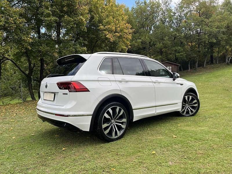 Usata VW Tiguan R-line 150 CV (110 kW) 2018 Bianco SUV