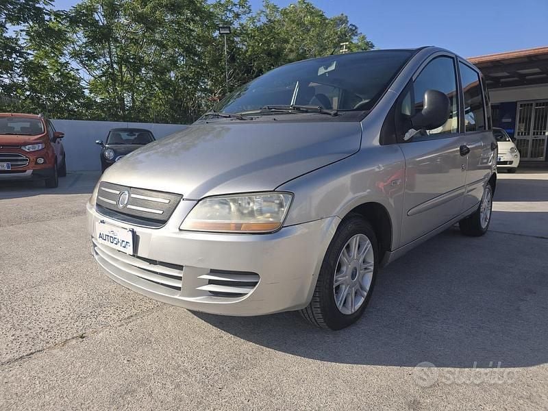Grigio Usata 2006 Fiat Multipla Emotion Monovolume | 1800 € (Super prezzo) - Immagine 1/4