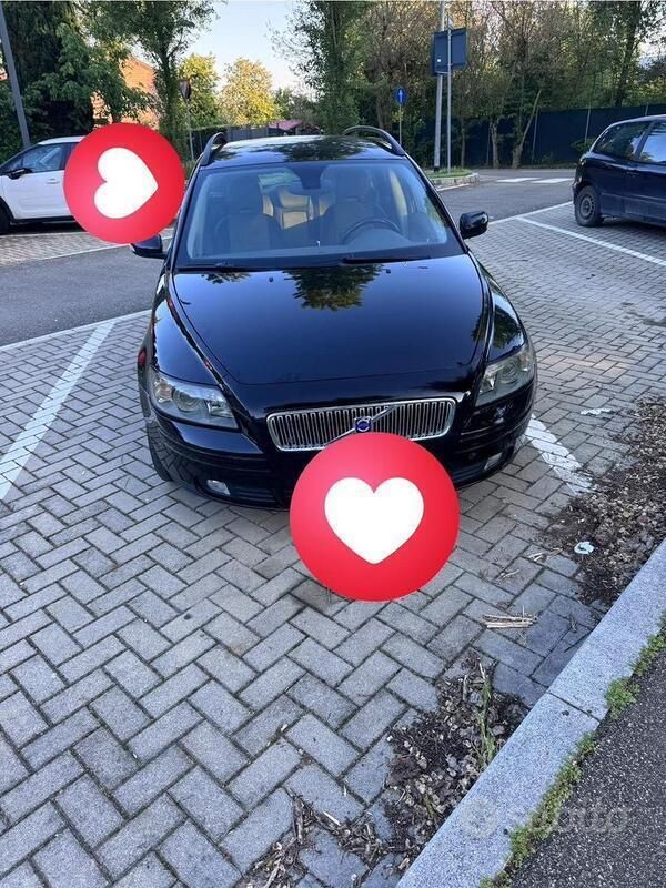 Nero Usata 2006 Volvo V50 Station wagon | 3000 € (Cara) - Immagine 1/4