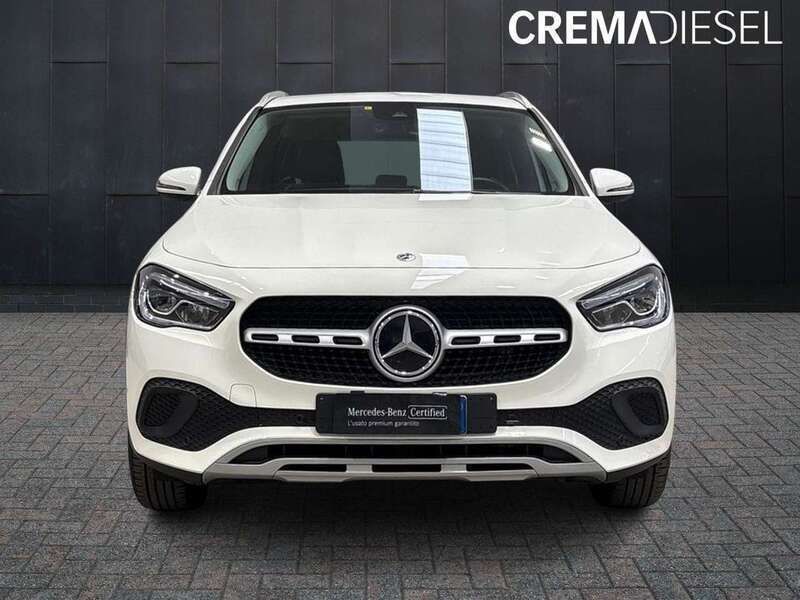 Usata Mercedes GLA200 Business 150 CV (110 kW) 2022 Bianco SUV