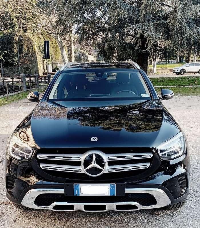 Usata Mercedes GLC300e Executive 194 CV (142 kW) 2021 Nero SUV