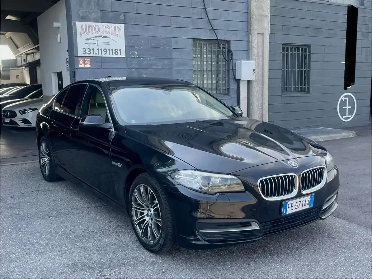 Usata BMW 520 190 CV (139 kW) 2016 Nero Berlina