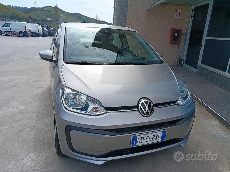 Usata VW up! move up! 65 CV (47 kW) 2021 Grigio Utilitaria
