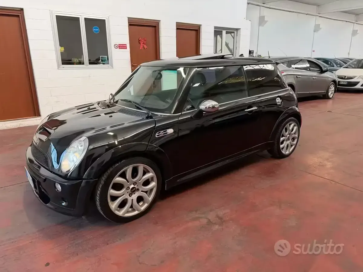 Usata Mini Cooper S 170 CV (125 kW) 2005 Nero Utilitaria