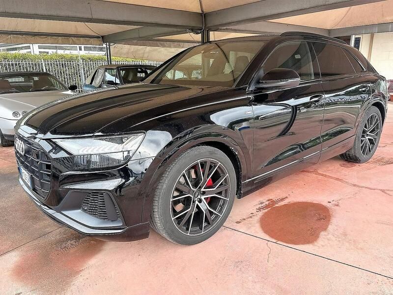 Nero Usata 2019 Audi Q8 Sport SUV | 68.500 € - Immagine 1/4