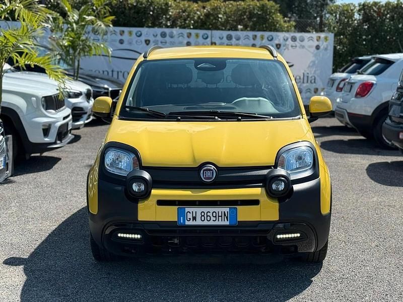 Usata Fiat Panda S 70 CV (51 kW) 2024 Giallo Utilitaria