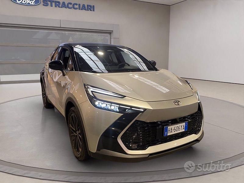 Usata Toyota C-HR Lounge 2025 Grigio SUV