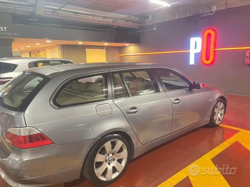 Usata BMW 530 2007 Blu Station wagon