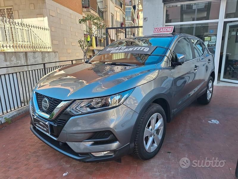 Usata Nissan Qashqai N-Connecta 116 CV (85 kW) 2020 Grigio SUV