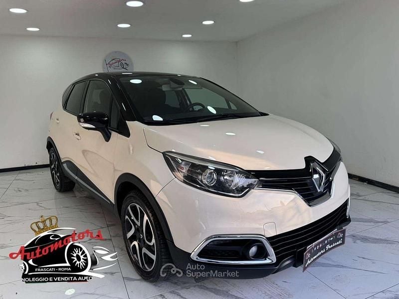Usata Renault Captur Intens 110 CV (80 kW) 2016 Beige SUV