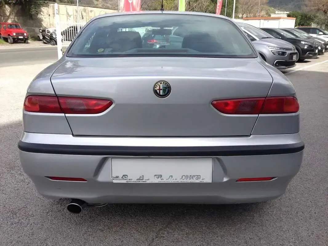 Usata Alfa Romeo 156 155 CV (114 kW) 1998 Grigio Berlina