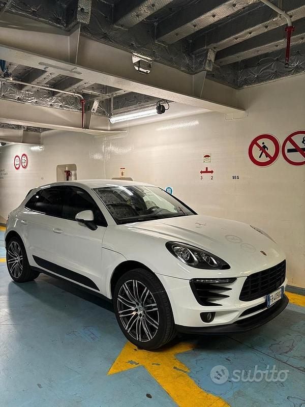 Bianco Usata 2015 Porsche Macan S SUV | 30.000 € (Ottimo prezzo) - Immagine 1/4
