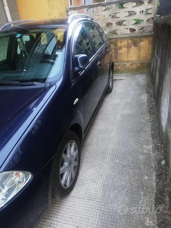 Usata Fiat Croma 120 CV (88 kW) 2006 Nero Station wagon