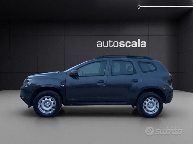 Usata Dacia Duster Essentiel 101 CV (74 kW) 2020 Gray SUV