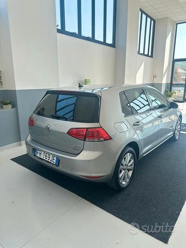 Usata VW Golf VII Executive 110 CV (80 kW) 2017 Grigio Berlina