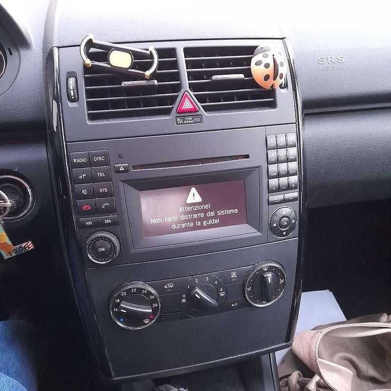 Usata Mercedes A160 Executive 82 CV (60 kW) 2012 Grigio Monovolume