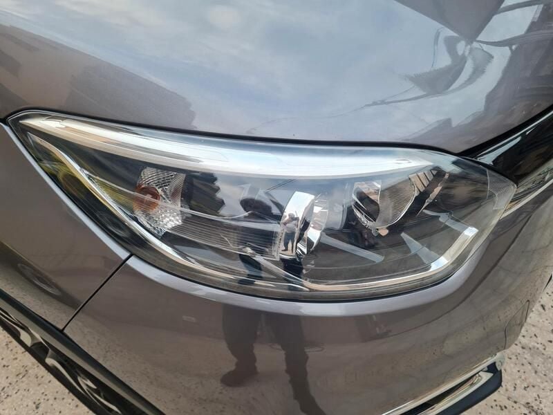 Usata Renault Captur Intens 110 CV (80 kW) 2015 Grigio SUV