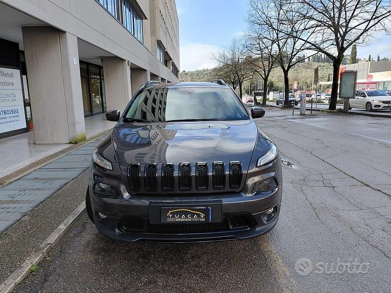 Usata Jeep Cherokee Longitude 185 CV (136 kW) 2015 Nero SUV