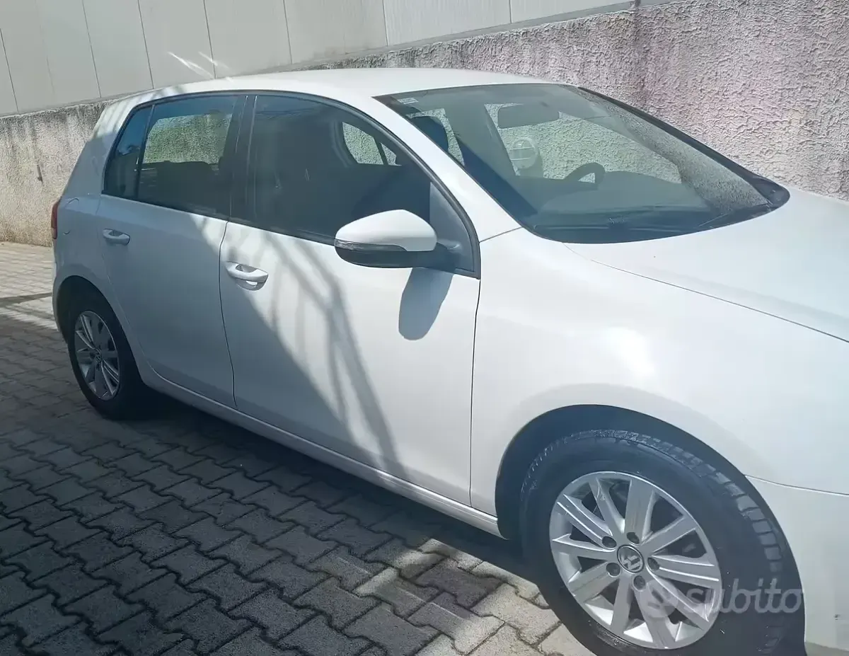 Brugt VW Golf VII Comfortline 105 HK (77 kW) 2012 Hvid Sedan